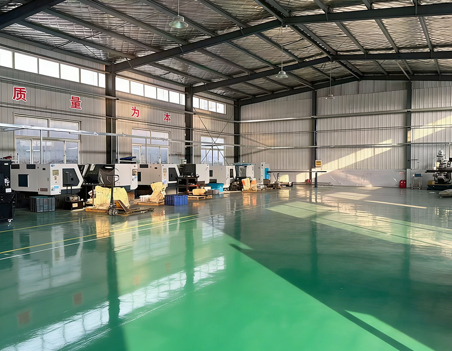 UNIWIN\'s professional production workshop